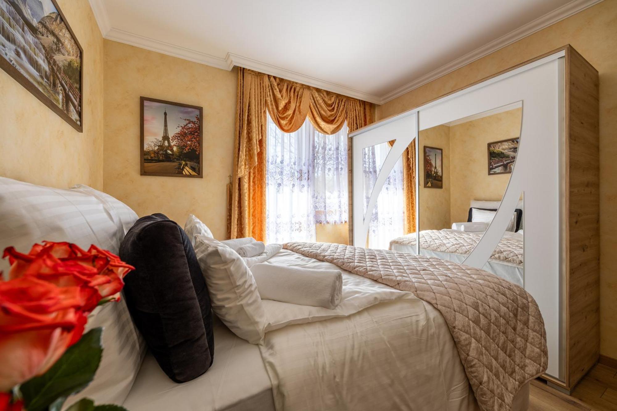 Tiszakécske Voeroes Alom Panzio B&B 외부 사진