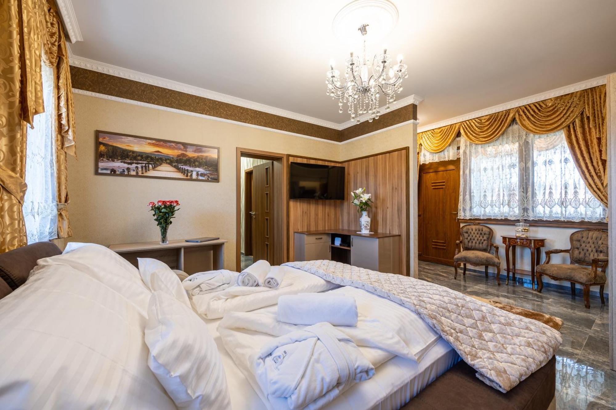 Tiszakécske Voeroes Alom Panzio B&B 외부 사진